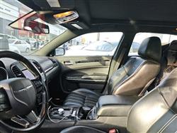 کرایسلەر 300